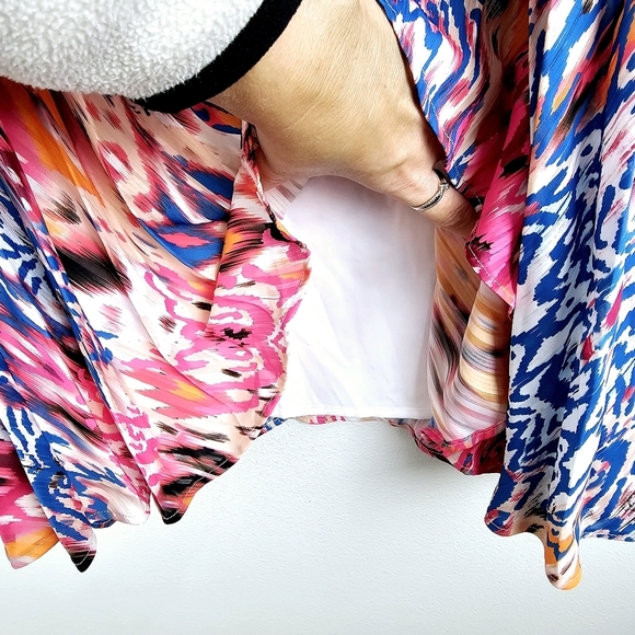 Chico's Vibrant Printed Pleated Skirt NWT - Picture 7 of 10